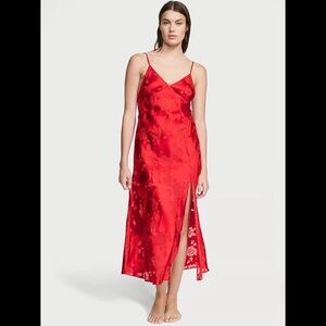 Vintage Gold Label Victoria’s Secrets Red Floral Burnout Slip Coquette Dress M